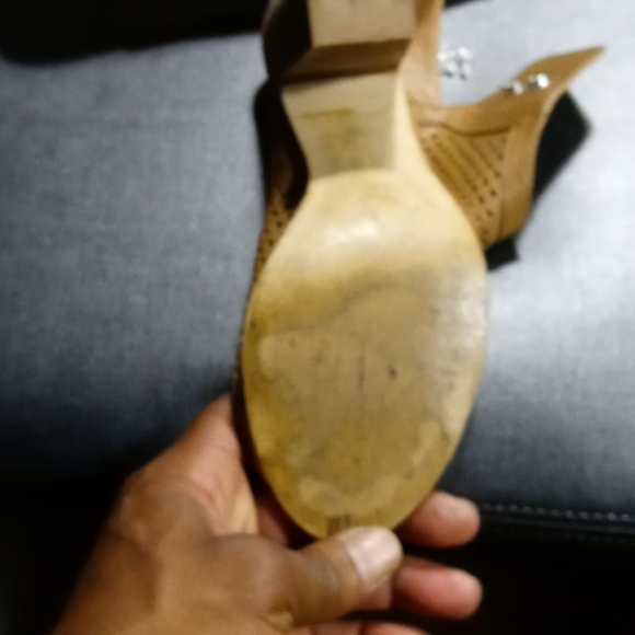 Woman shoes - Picture 4 of 6